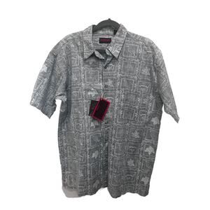 NWT Wolverine Boots & Gear Men’s Camper Shirt All Over Print Birds Flowers Gray